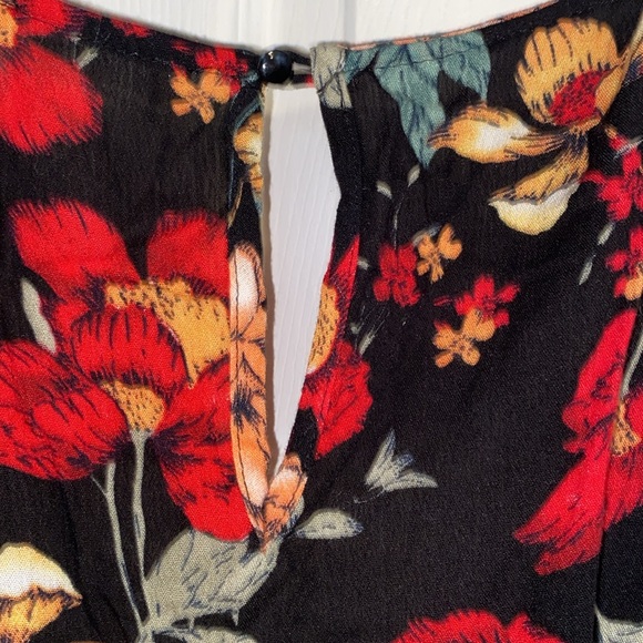 Poema Boho Black Red Floral Print Deep V Short Romper - Picture 6 of 8